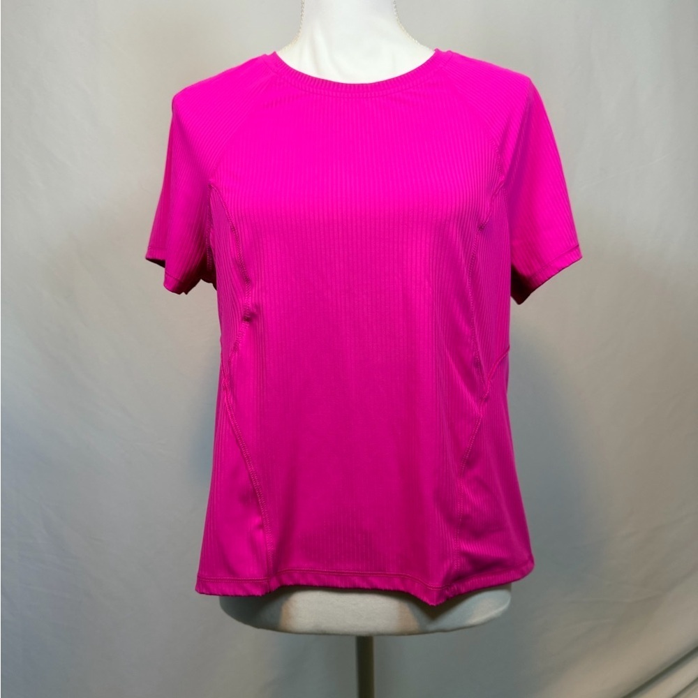 Spyder Vibrant Hot Pink Women's Active Shirt with Side Pocket. Size Large